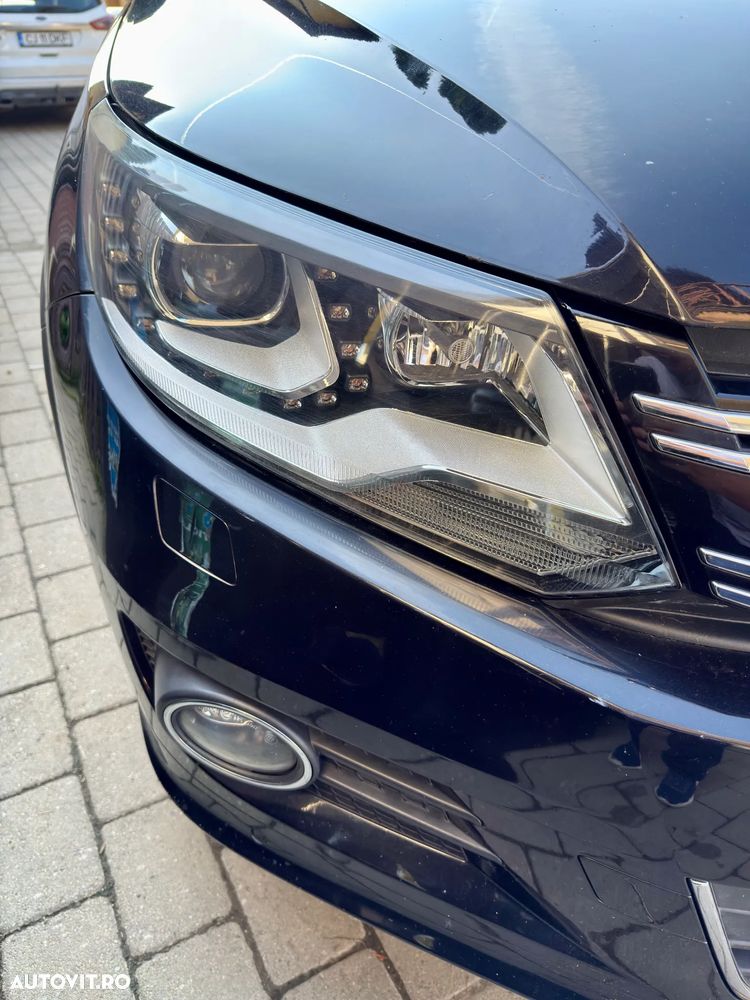 Volkswagen Tiguan 2.0 TDI 4Motion DSG Sport & Style - 2