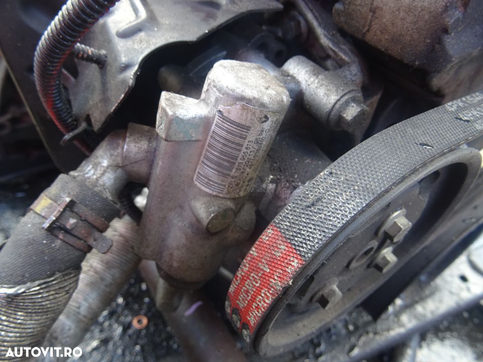 Vand Pompa Servo Dacia Sandero 2 1.2 Benzina Euro5 din 2014 cod: 7613955613 - 1