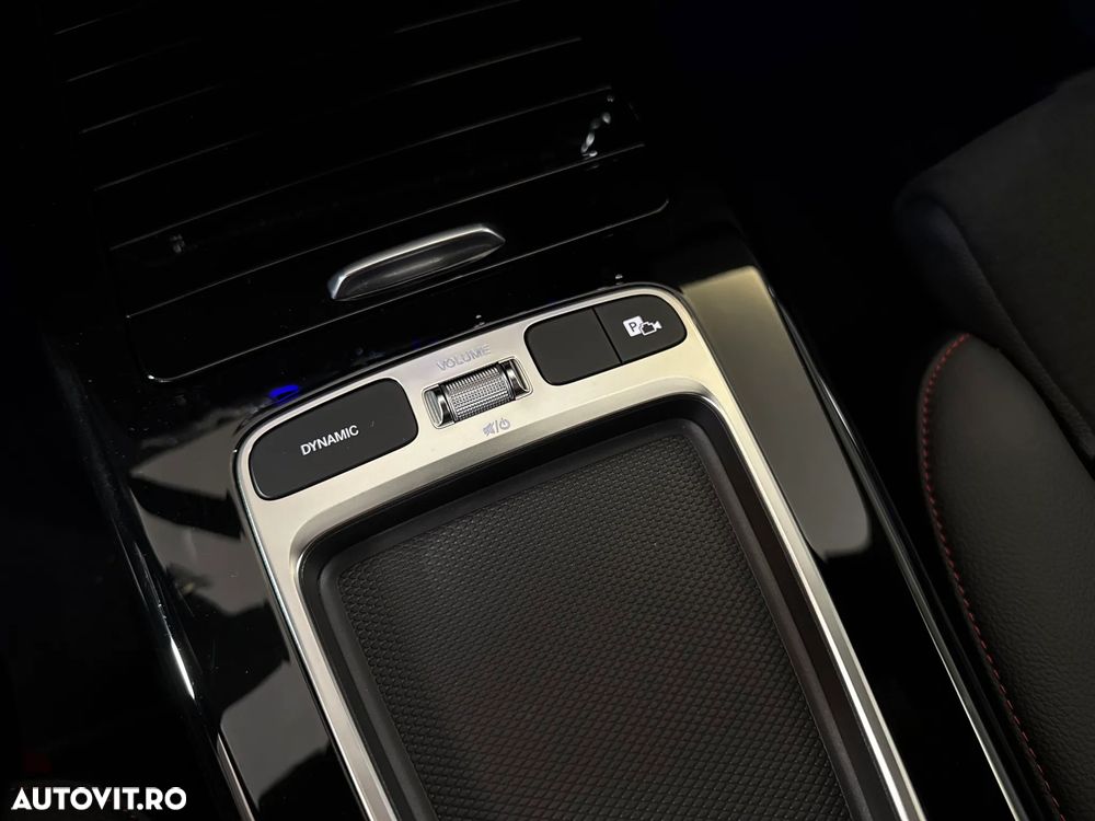 Mercedes-Benz A 45 AMG - 20