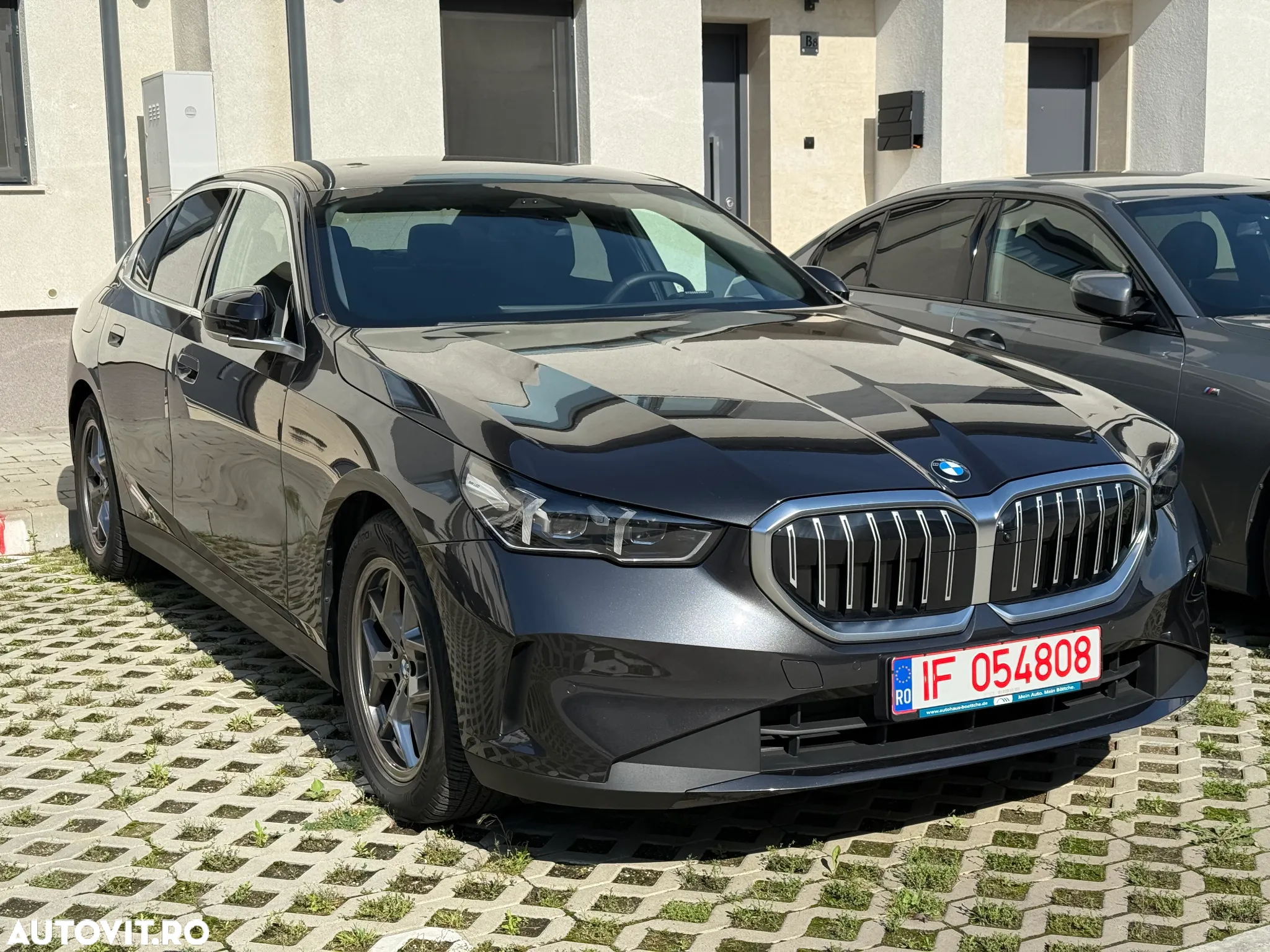 BMW Seria 5 520i Aut. - 33