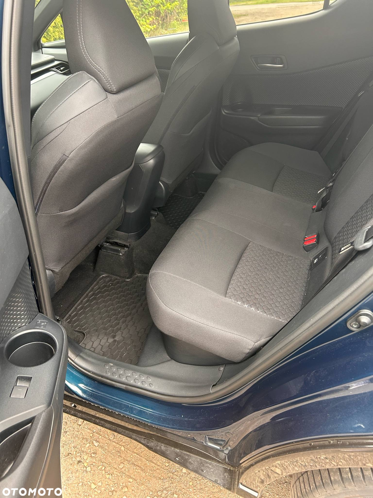 Toyota C-HR - 7