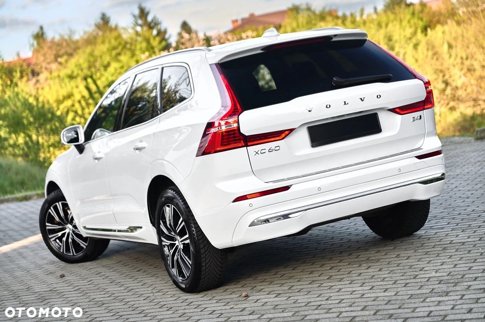 Volvo XC 60 B4 D AWD Inscription - 3