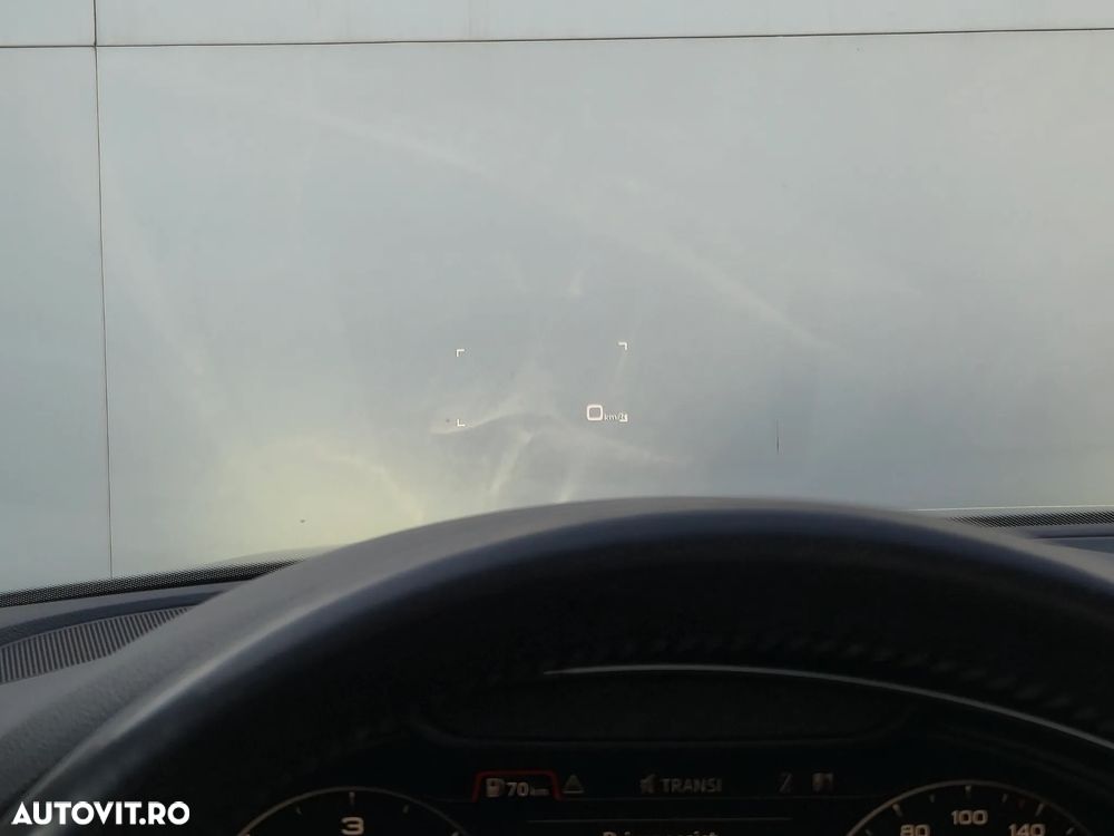 Audi A4 2.0 TDI ultra S tronic sport - 29