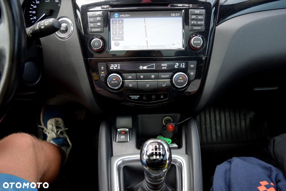 Nissan Qashqai 1.6 dCi Tekna S&S - 22