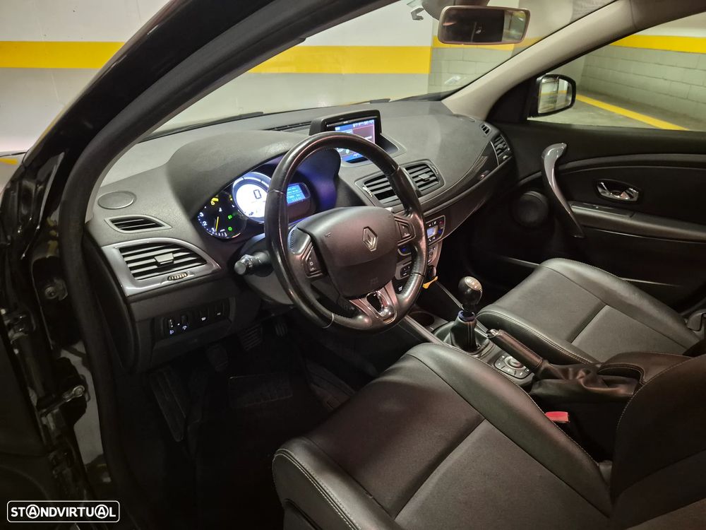 Renault Mégane Sport Tourer ENERGY dCi 110 LIMITED - 19