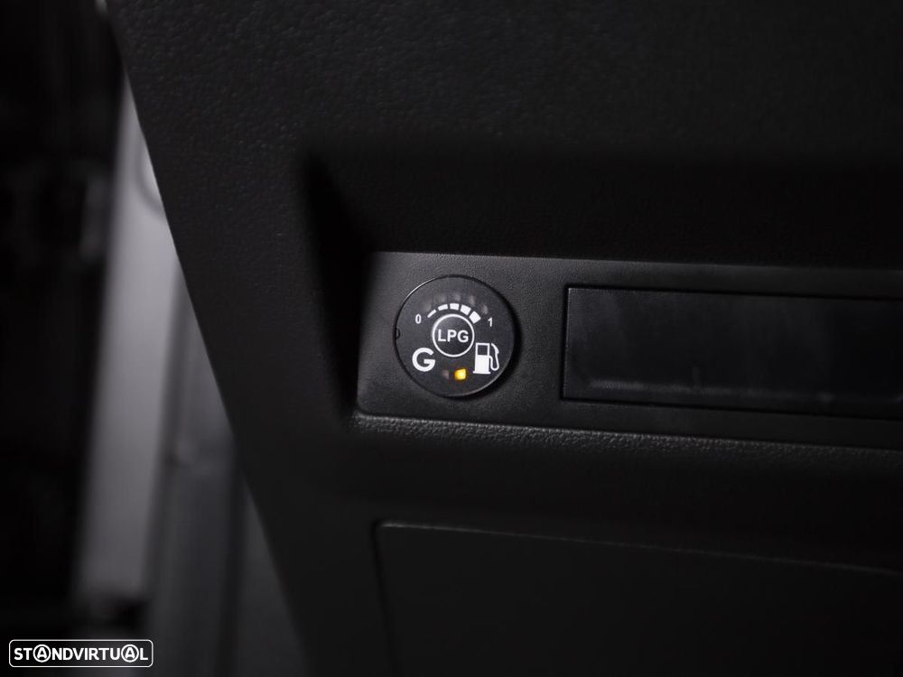 Renault Captur 1.0 TCe Techno Bi-Fuel - 17