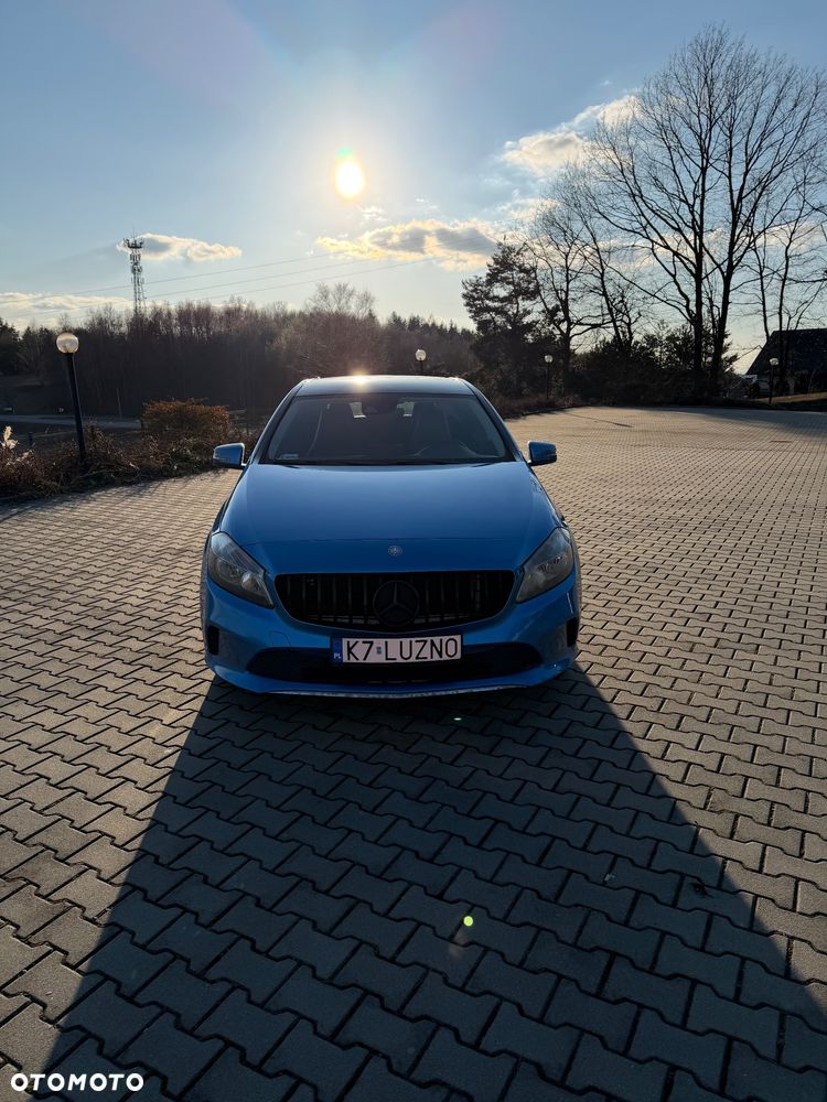 Mercedes-Benz Klasa A 180 Urban - 3