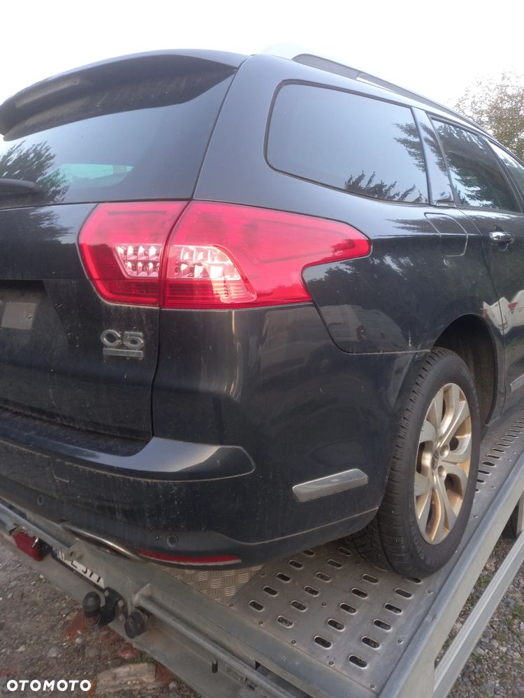 Zderzak dolna część zderzaka tył, dyfuzor citroen c5 III kombi 2010 r  gotowy do założenia - 3