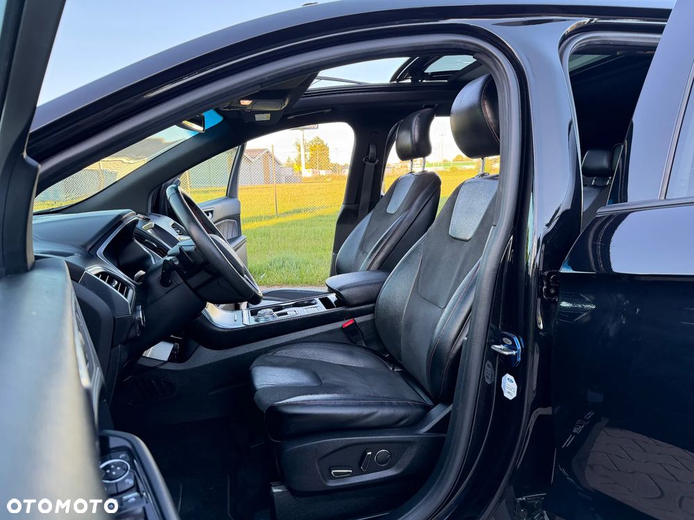 Ford Edge 2.0 EcoBlue Bi-Turbo 4x4 ST-LINE - 30