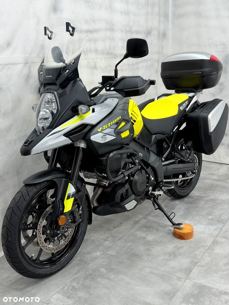 Suzuki V-STROM - 30