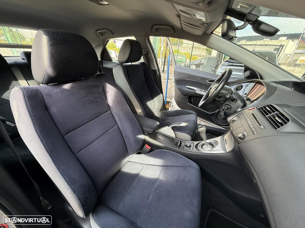 Honda Civic 1.4 Comfort - 24