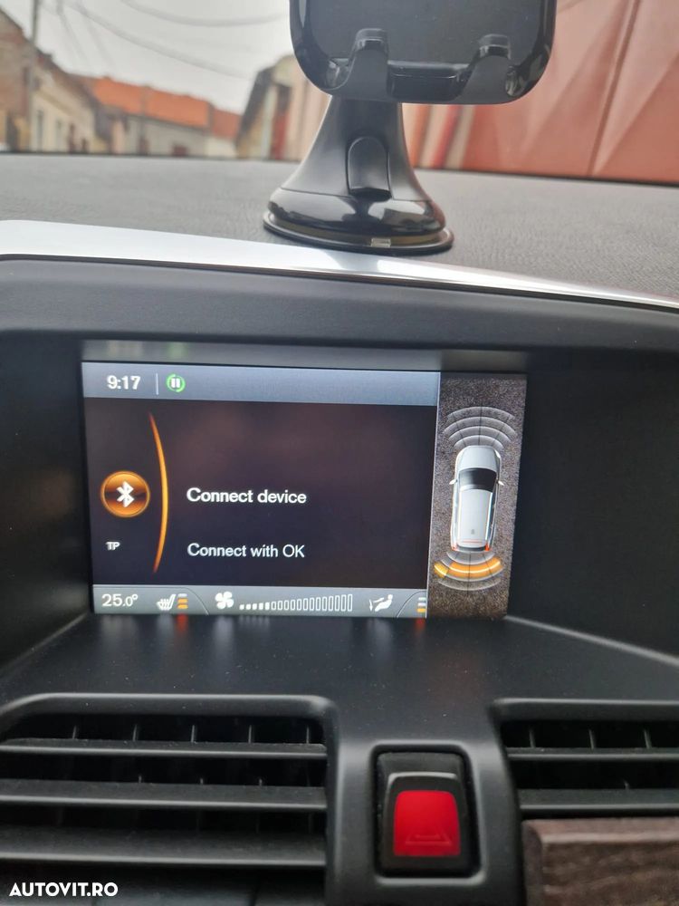 Volvo XC 60 D4 AWD Geartronic Kinetic - 27