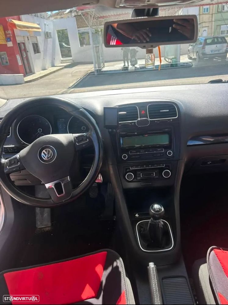 VW Golf Variant 1.6 TDi Confortline - 4
