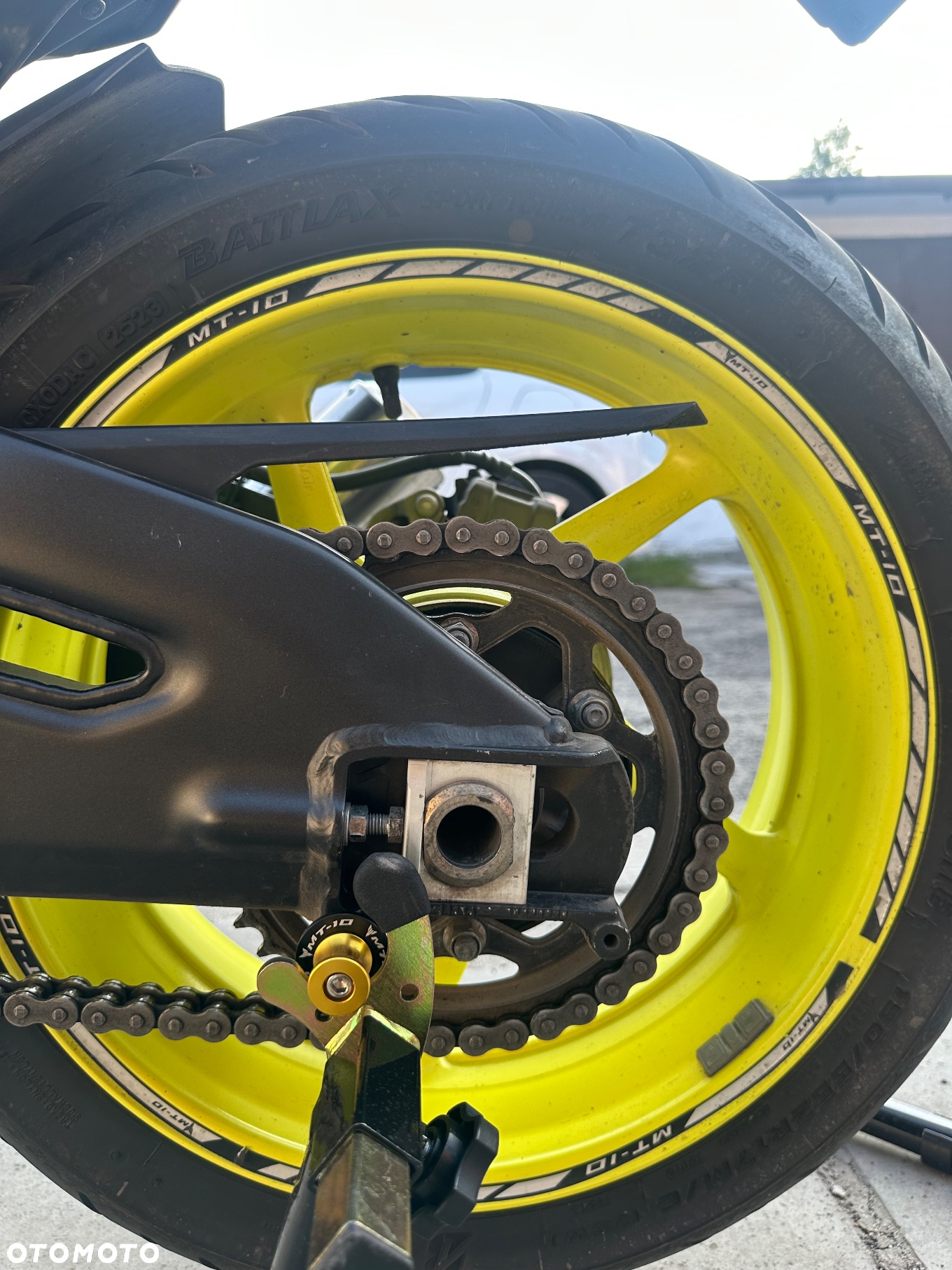 Yamaha MT - 9