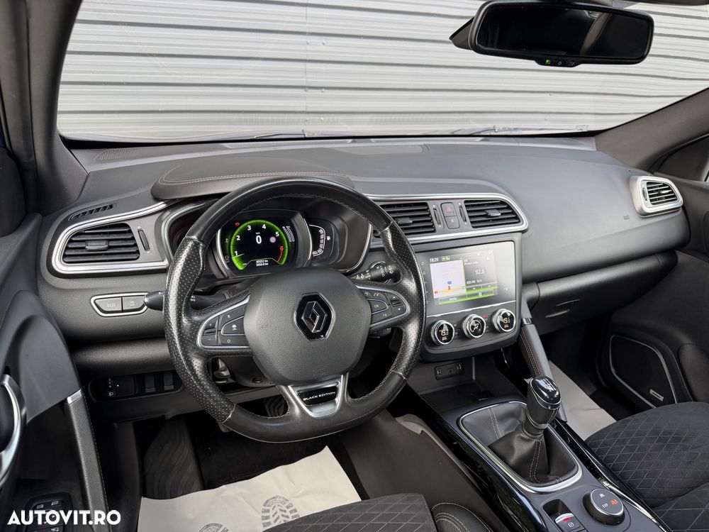 Renault Kadjar TCe 140 GPF BLACK EDITION - 11
