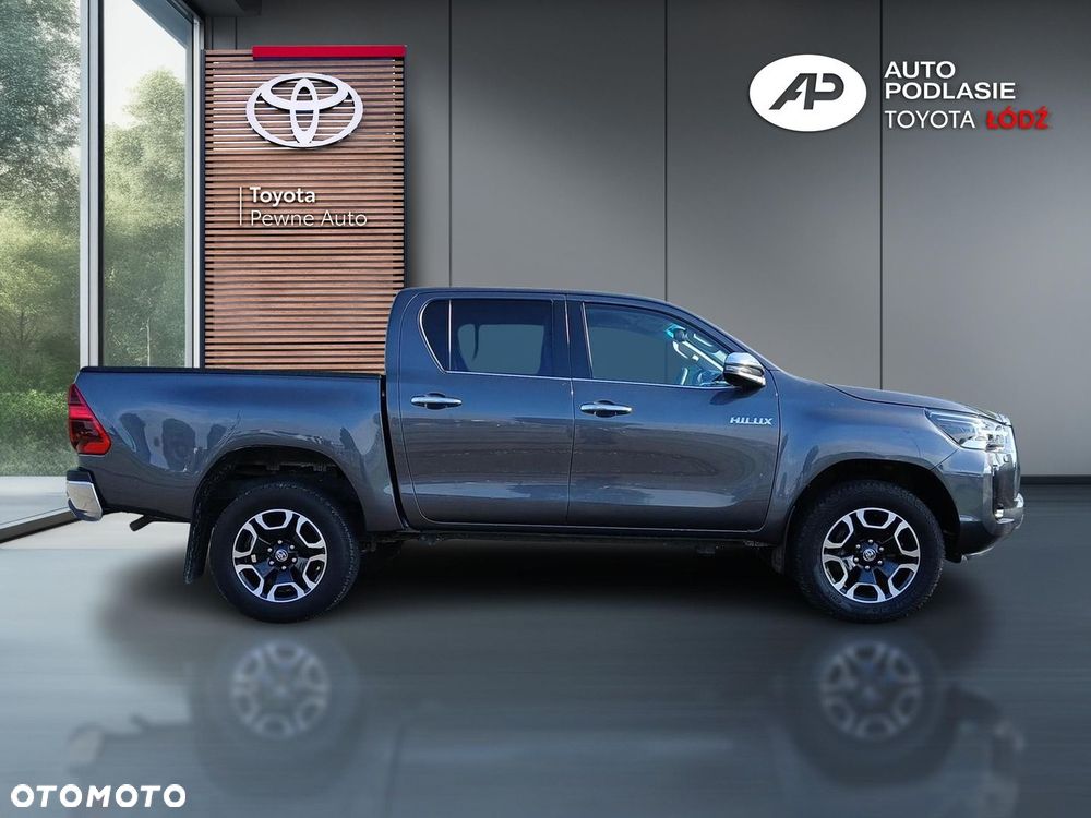 Toyota Hilux 2.8 D-4D Double Cab SR5 4x4 - 10
