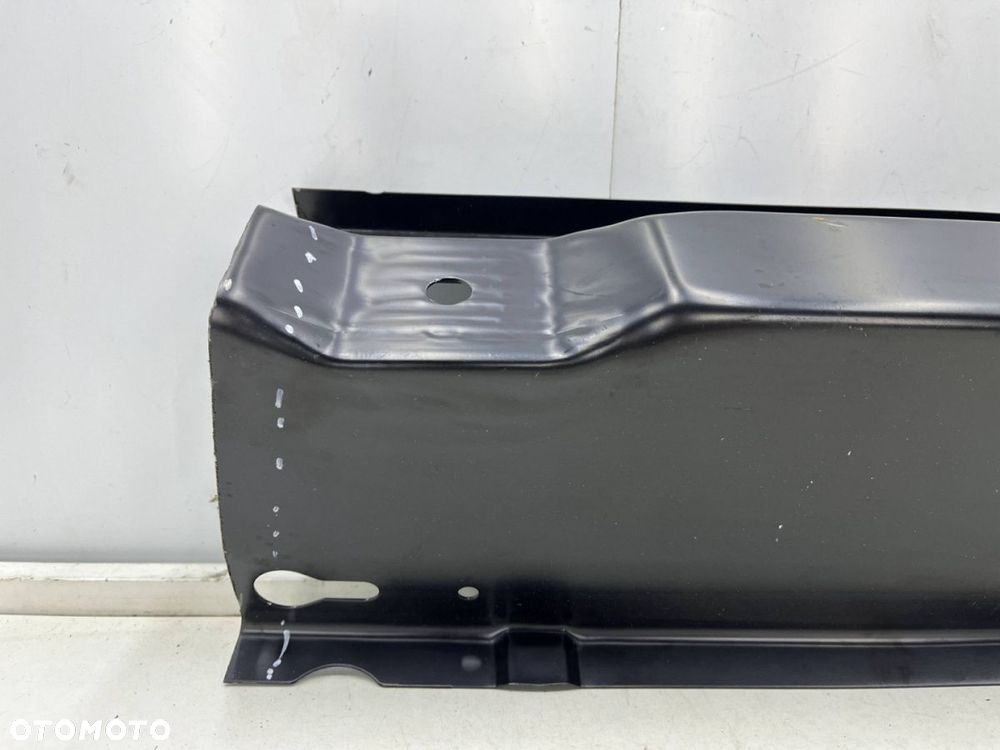Ćwiartka Mercedes Sprinter w906 Crafter 06-19r. pas tylny próg bagażnika poszycie wanna prawa część - 2