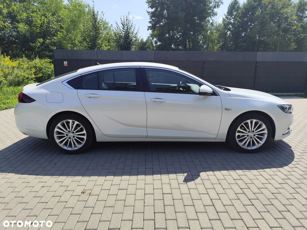 Opel Insignia 1.5 T Elite S&S - 8