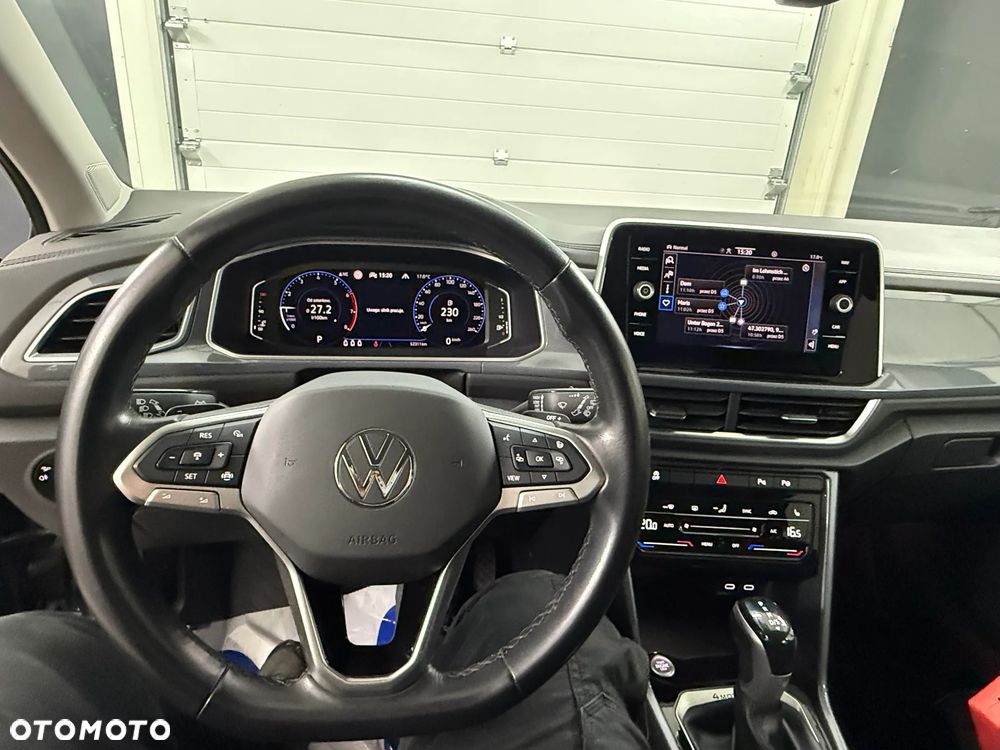 Volkswagen T-Roc - 25