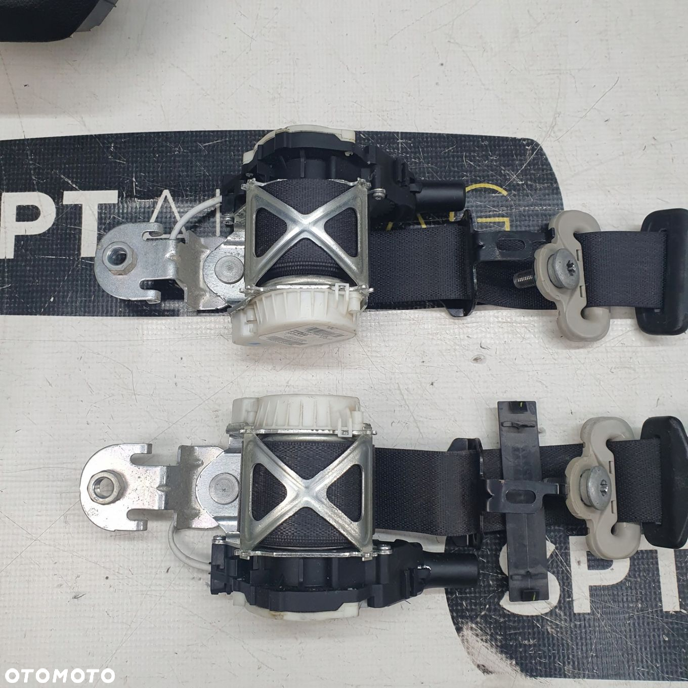 DODGE RAM IV 4 SZARA NITKA DESKA ROZDZIELCZA KONSOLA KOKPIT PULPIT PODUSZKI AIRBAG AIR BAG PASY KIT SET - 8