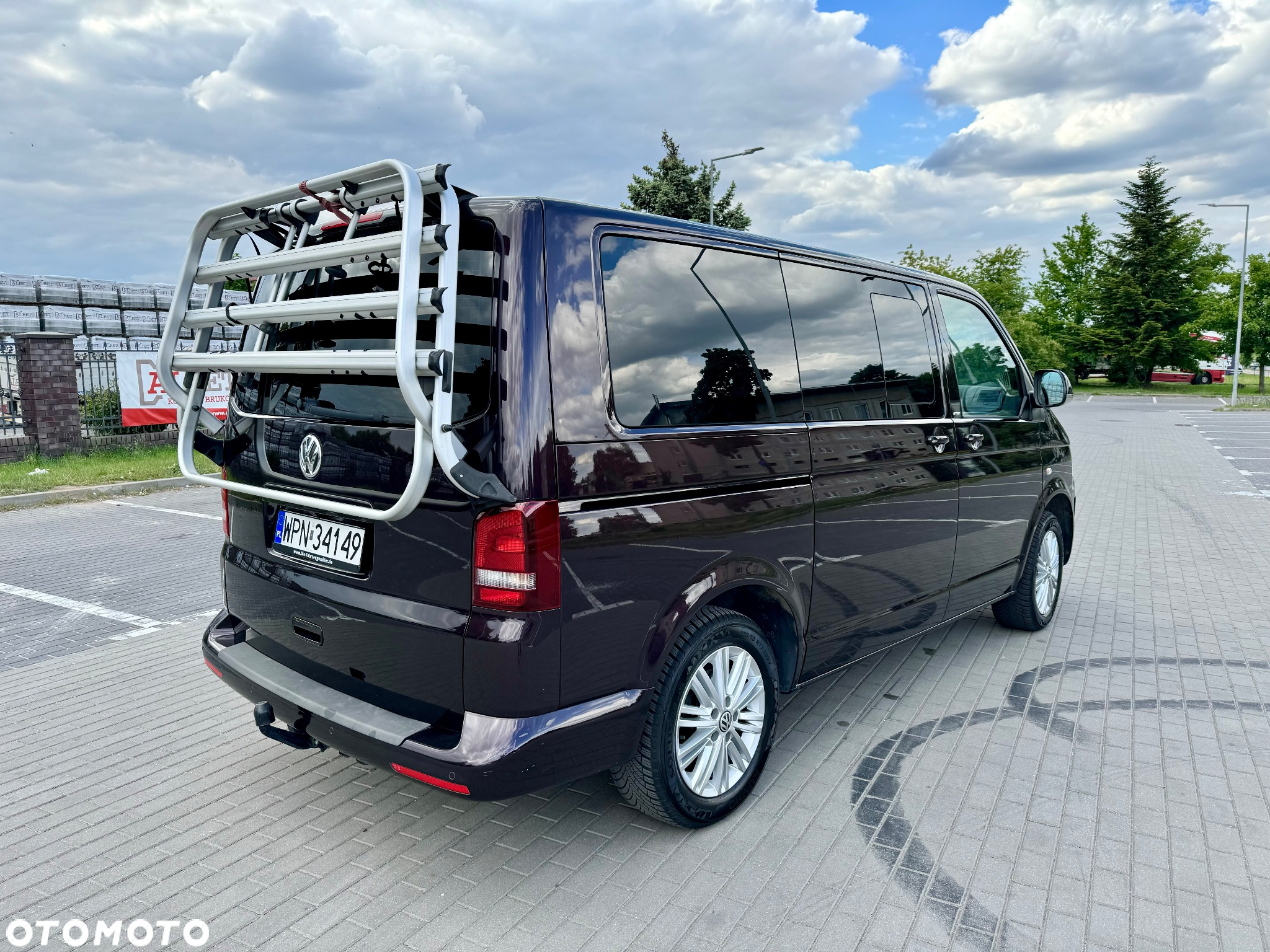 Volkswagen Multivan - 16
