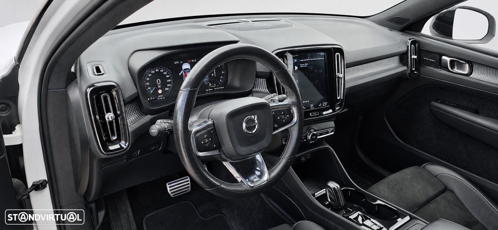 Volvo XC 40 2.0 D4 R-Design AWD - 12