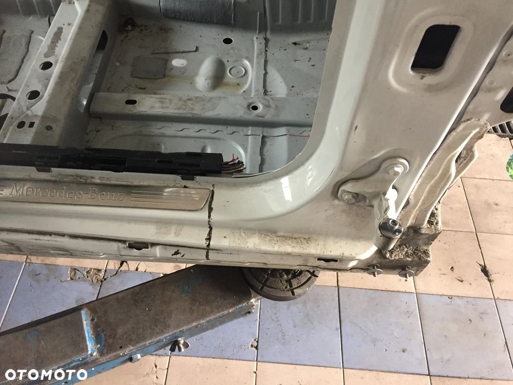 MERCEDES B KLASA W246 12R ĆWIARTKA PRAWA PRZÓD - 3