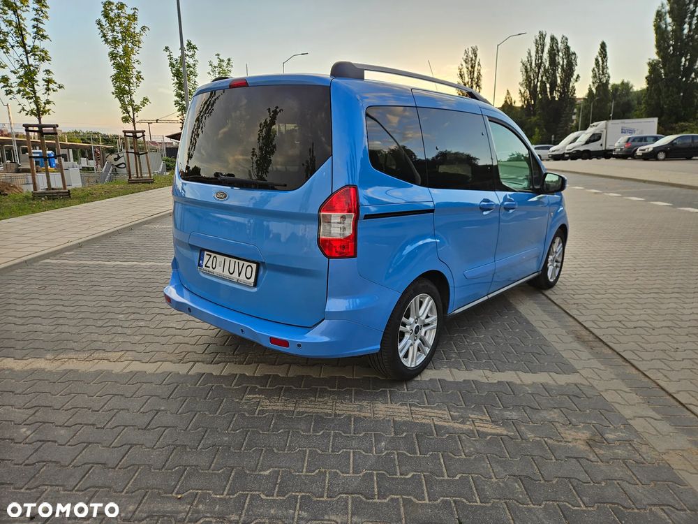 Ford Tourneo Courier - 5
