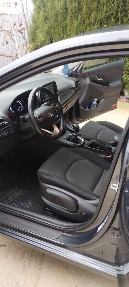 Hyundai i30 Fastback 1.5 T-GDI MHEV 160CP Exclusive - 12