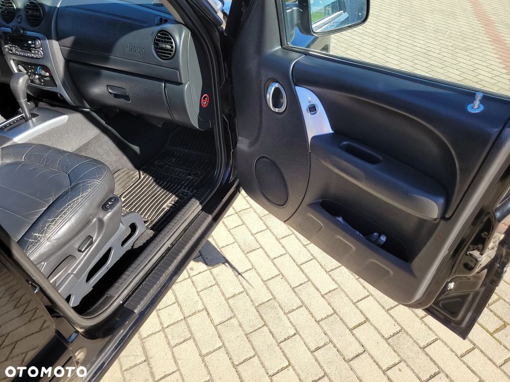 Jeep Cherokee 2.8L CRD Limited - 9