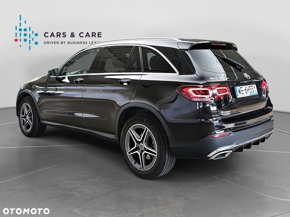 Mercedes-Benz GLC 300 e 4-Matic - 5