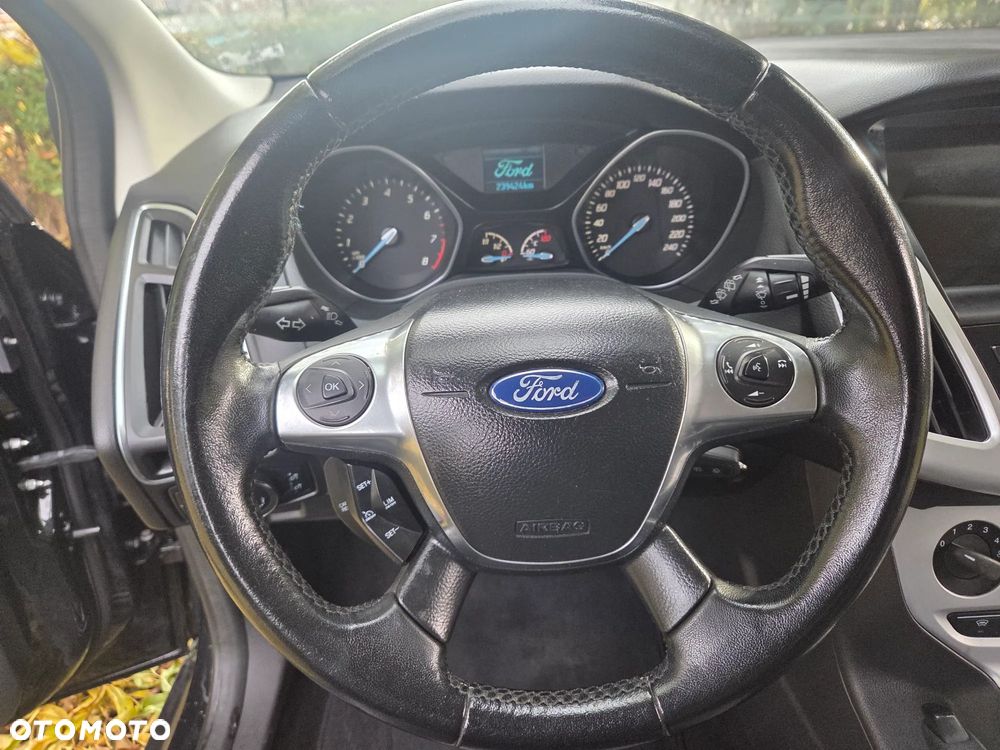 Ford Focus 1.6 EcoBoost Titanium - 16