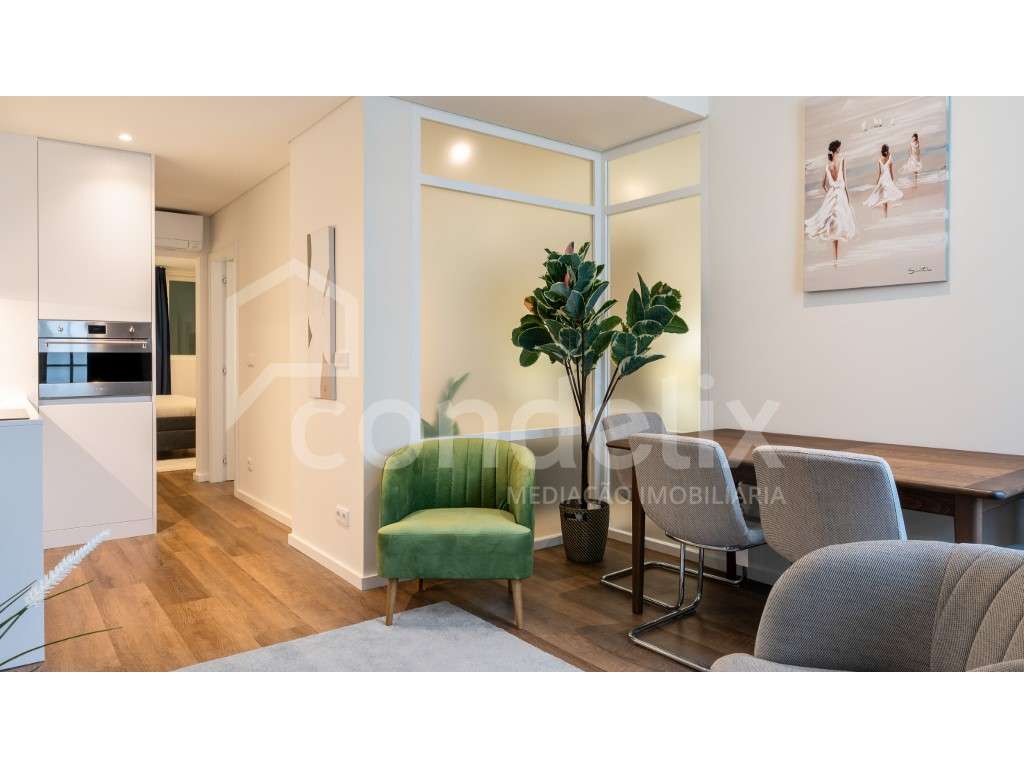 Apartamento T1+1 para venda na Sé, Porto. - Grande imagem: 5/27
