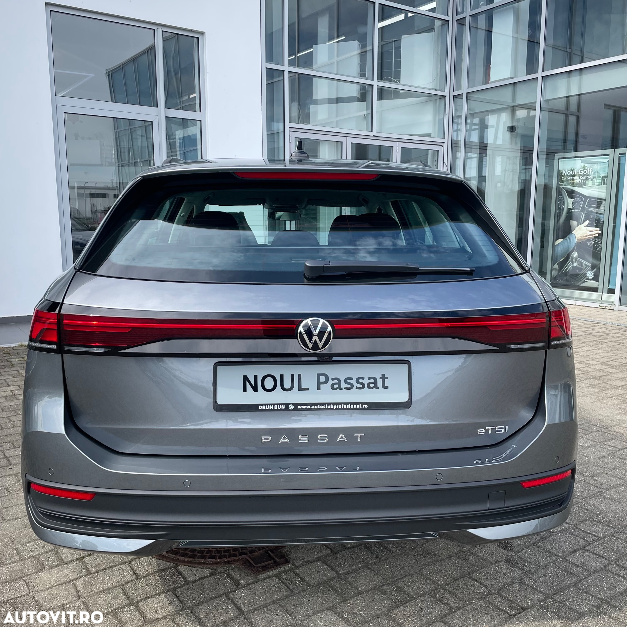 Volkswagen Passat Variant 1.5 eTSI DSG MHEV Base - 5