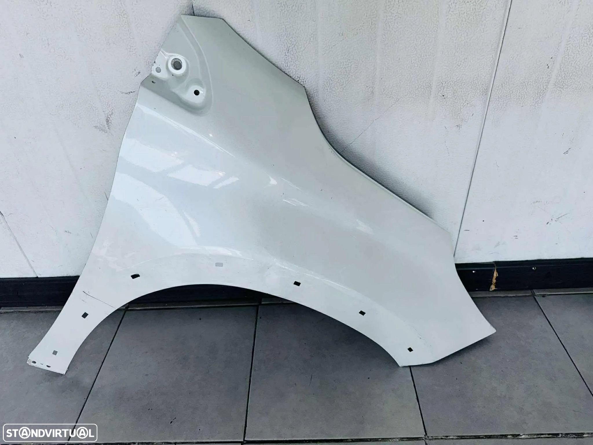 Guarda Lamas Direito Peugeot 2008 - 2013 / 2016 - 2