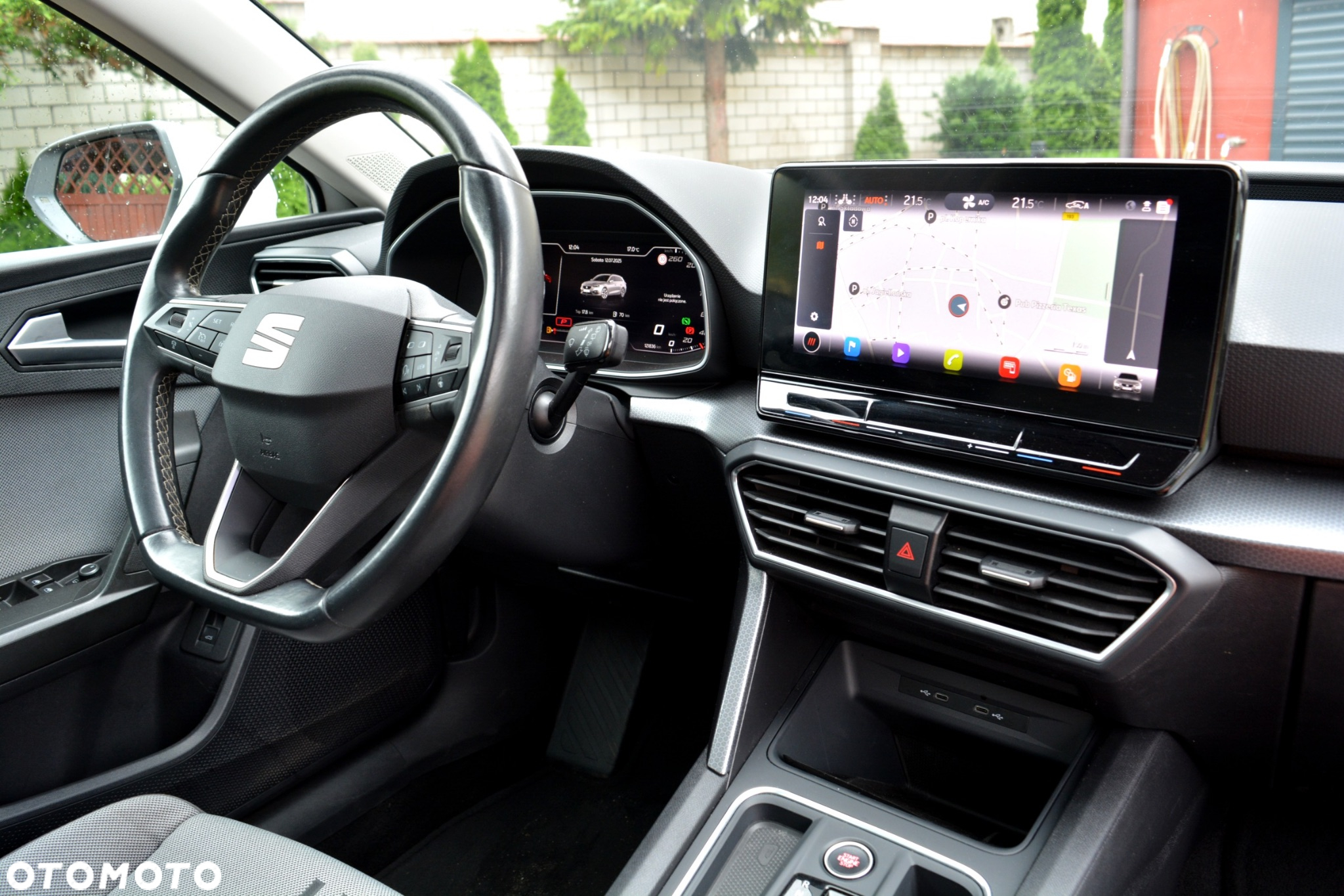 Seat Leon Sportstourer 2.0 TDI DSG Style - 13