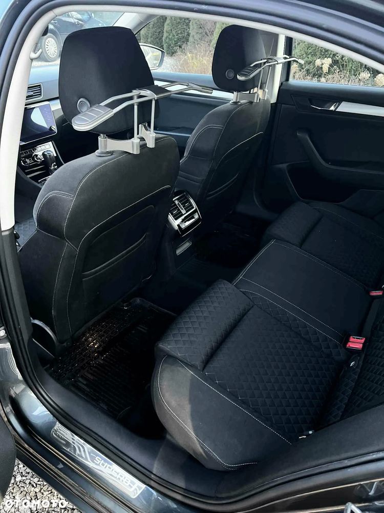 Skoda Superb 2.0 TDI Style DSG - 10