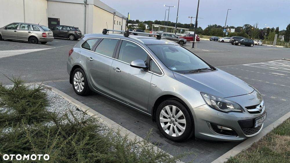 Opel Astra 1.6 CDTI Cosmo - 30