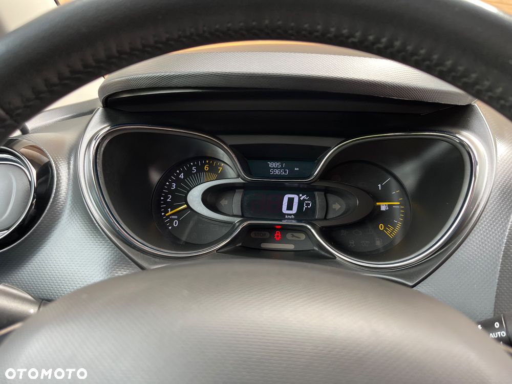 Renault Captur - 26