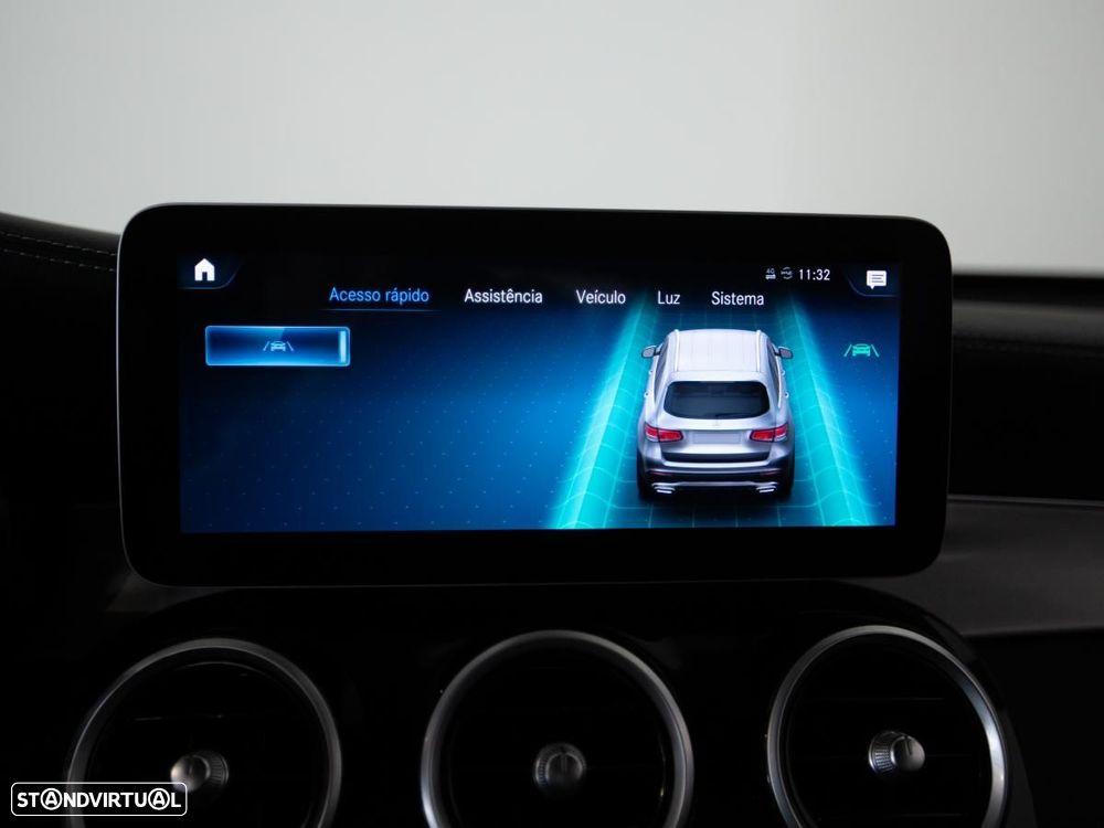 Mercedes-Benz GLC 300 d 4Matic 9G-TRONIC AMG Line - 31