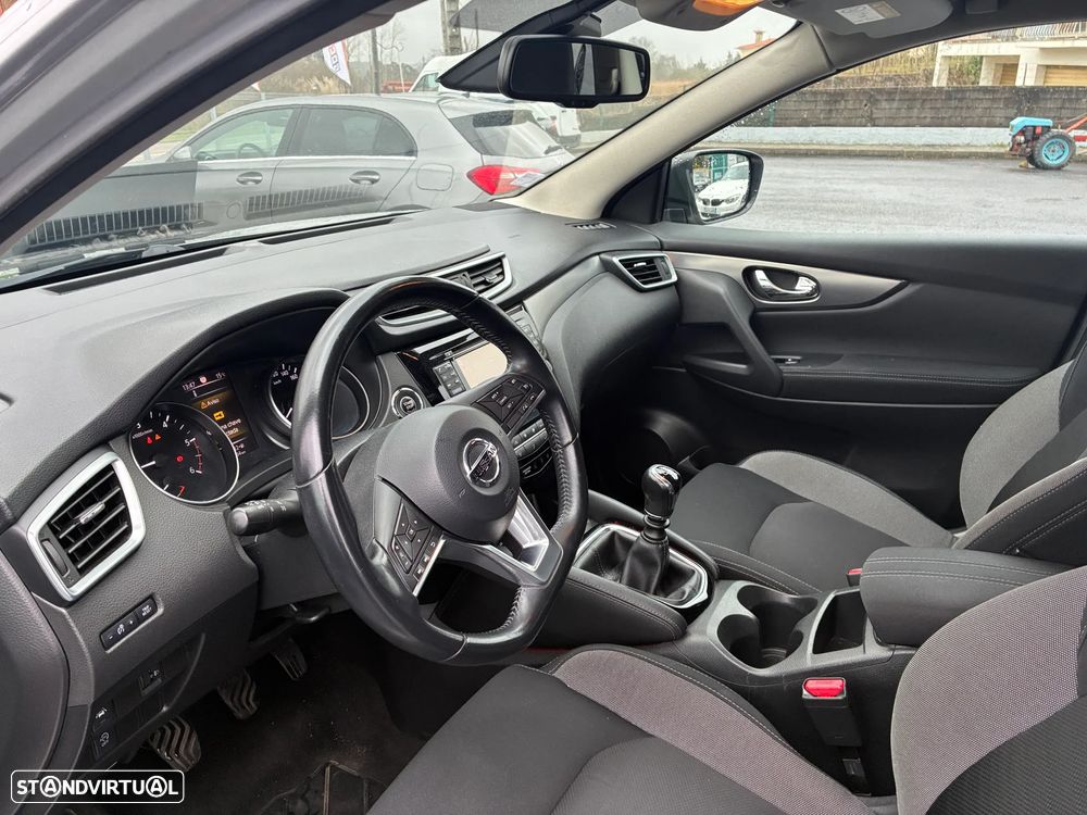 Nissan Qashqai 1.5 dCi N-Connecta 18 - 3