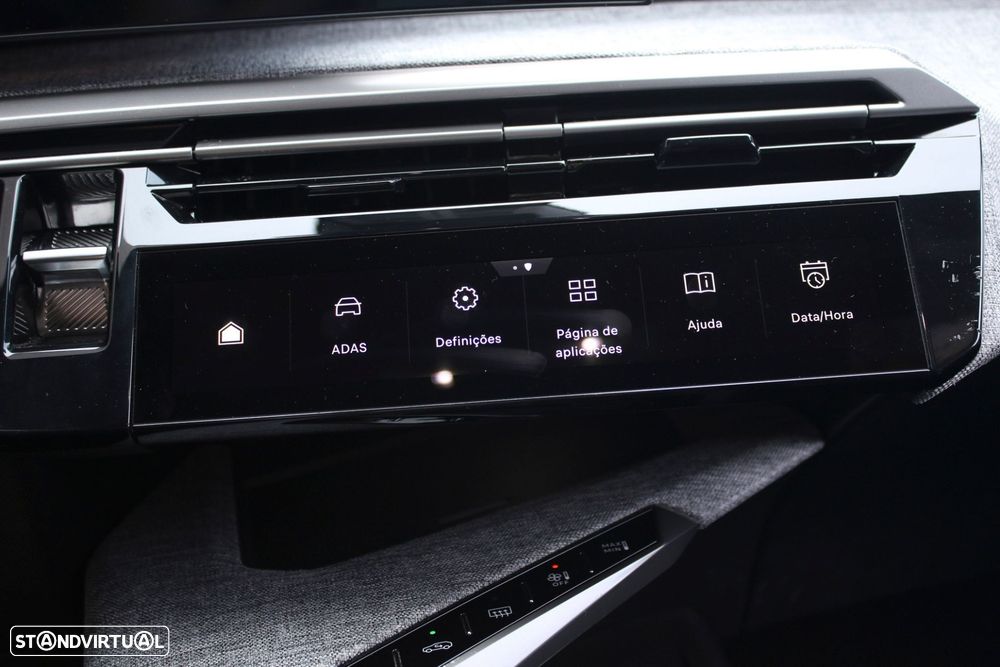 Peugeot 3008 1.2 Hybrid Allure e-DCS6 - 24