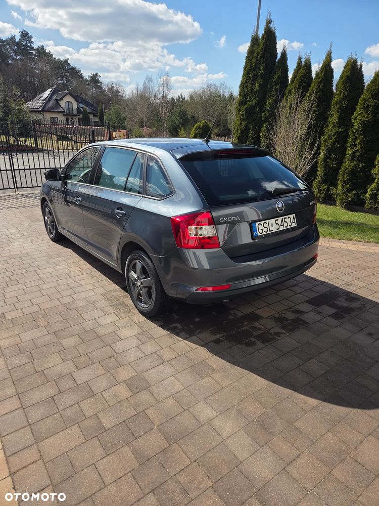 Skoda RAPID 1.2 TSI Ambition - 4