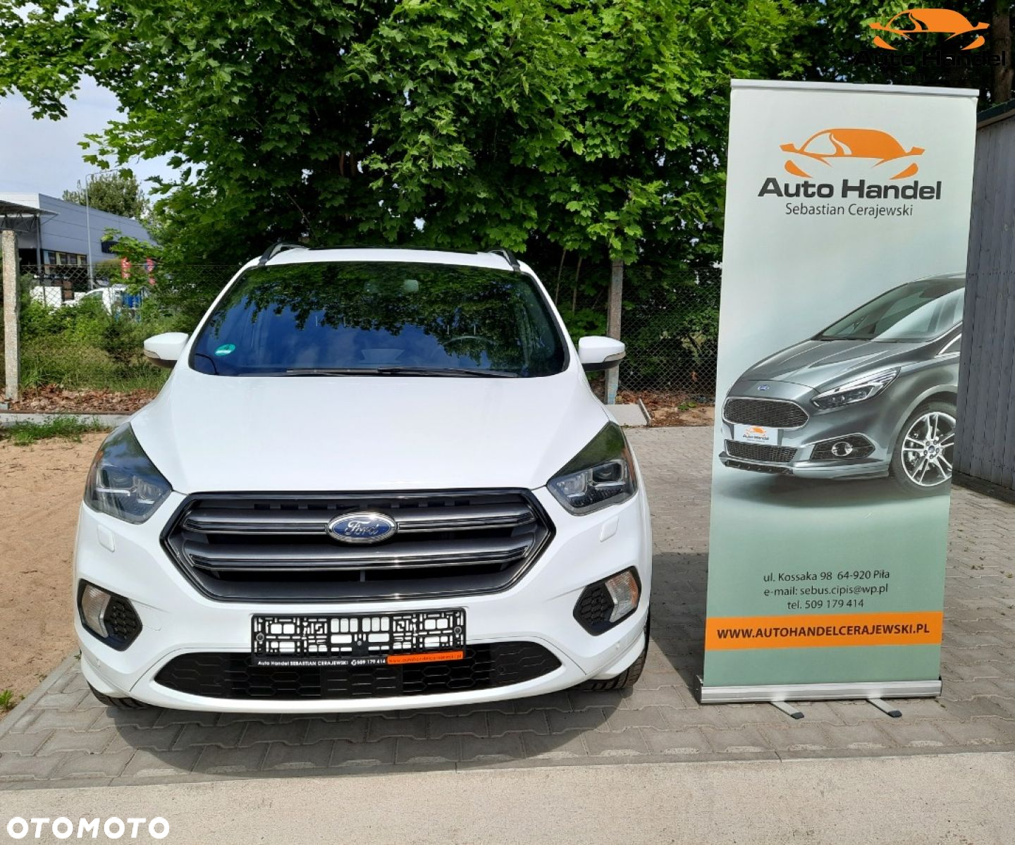 Ford Kuga 1.5 EcoBoost 4x4 Titanium - 4