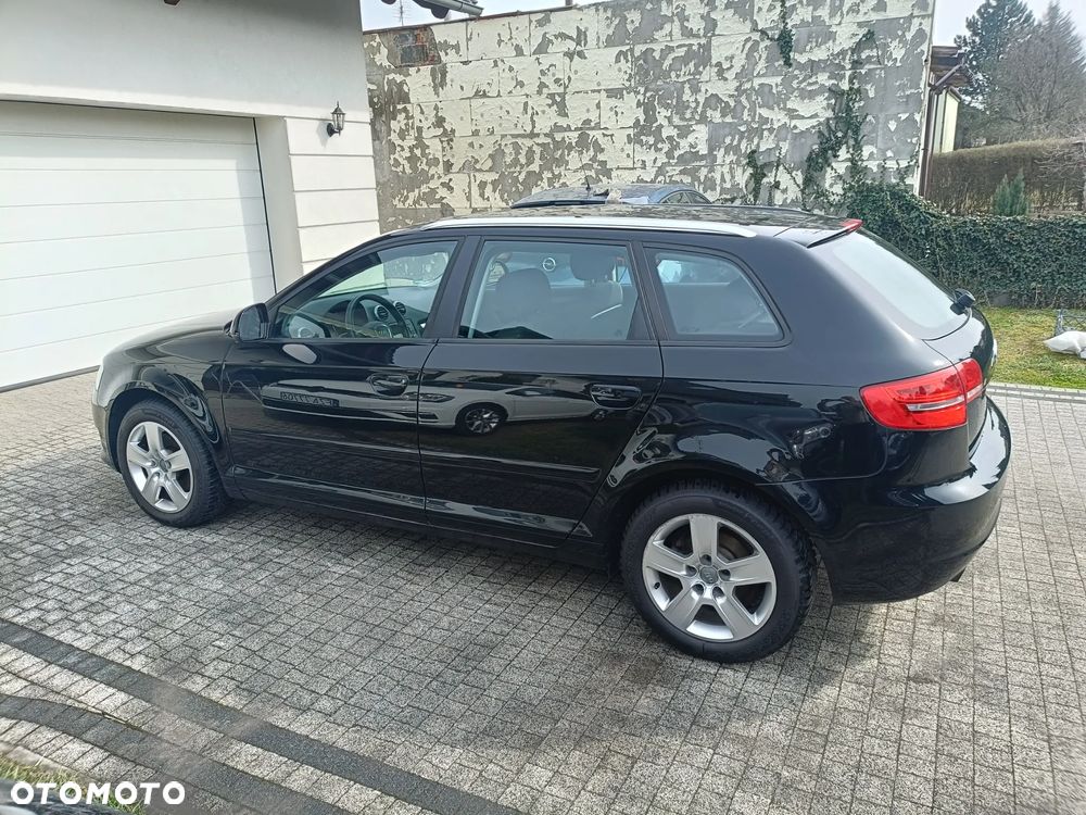 Audi A3 Sportback 1.4 TFSI Ambiente - 14