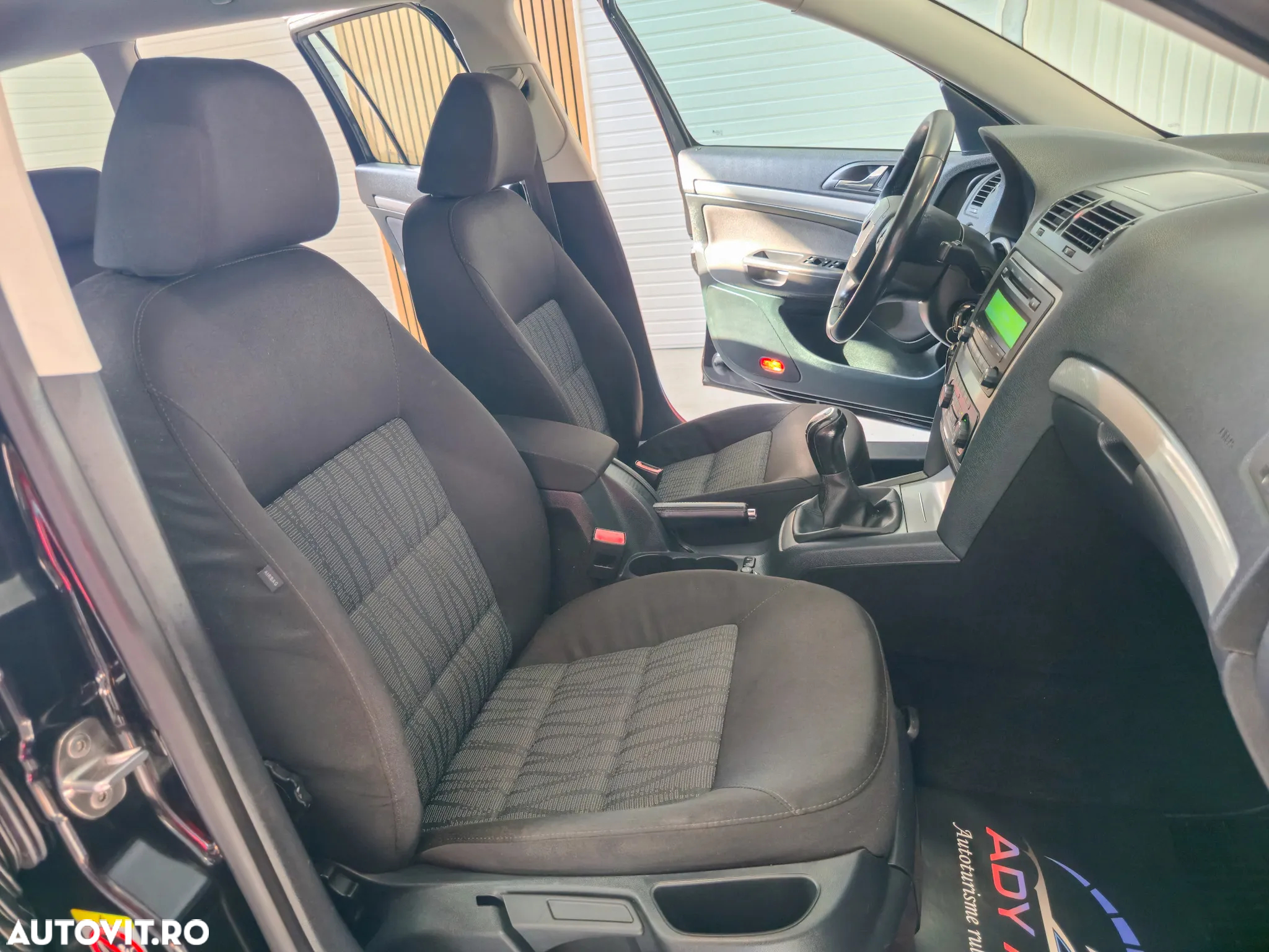 Skoda Octavia Combi 2.0 TDI DPF Ambient 4x4 - 10