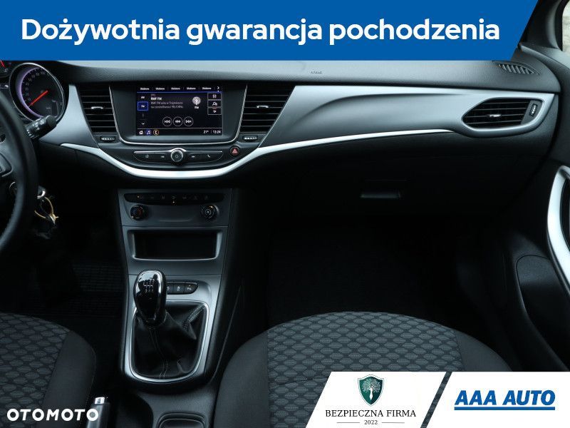 Opel Astra - 10