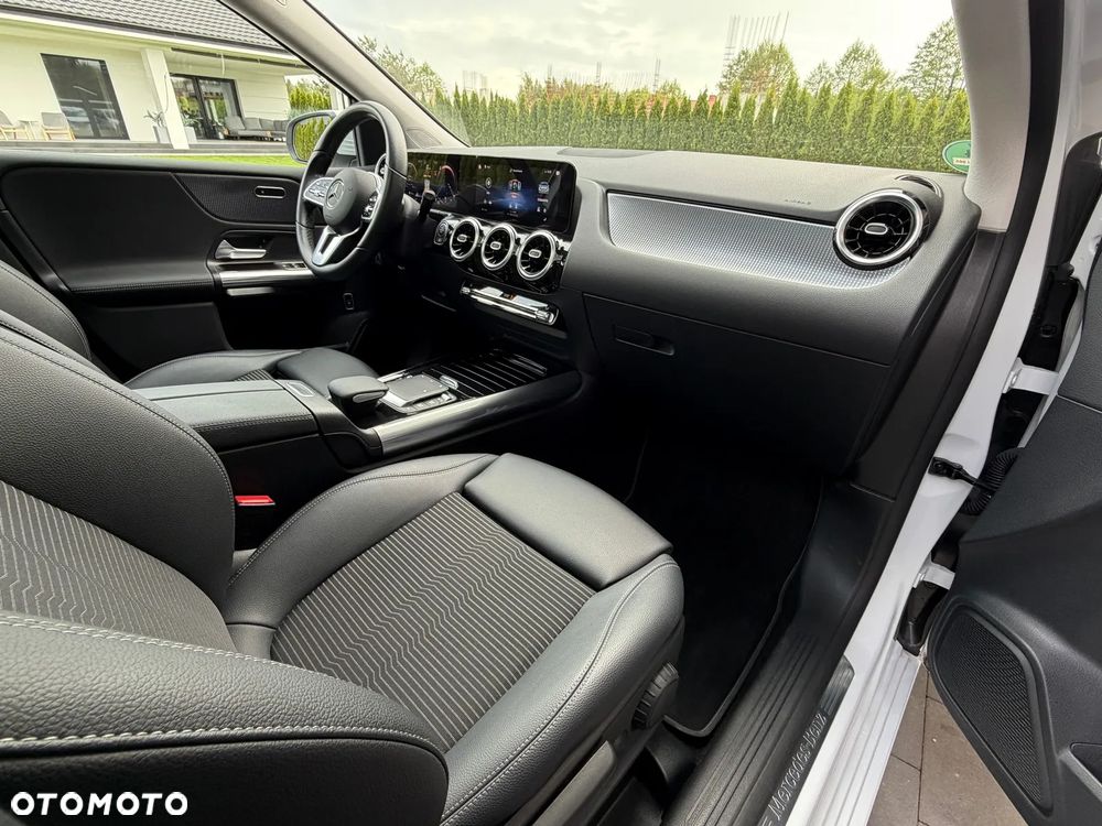 Mercedes-Benz Klasa B 200 Progressive 7G-DCT - 20