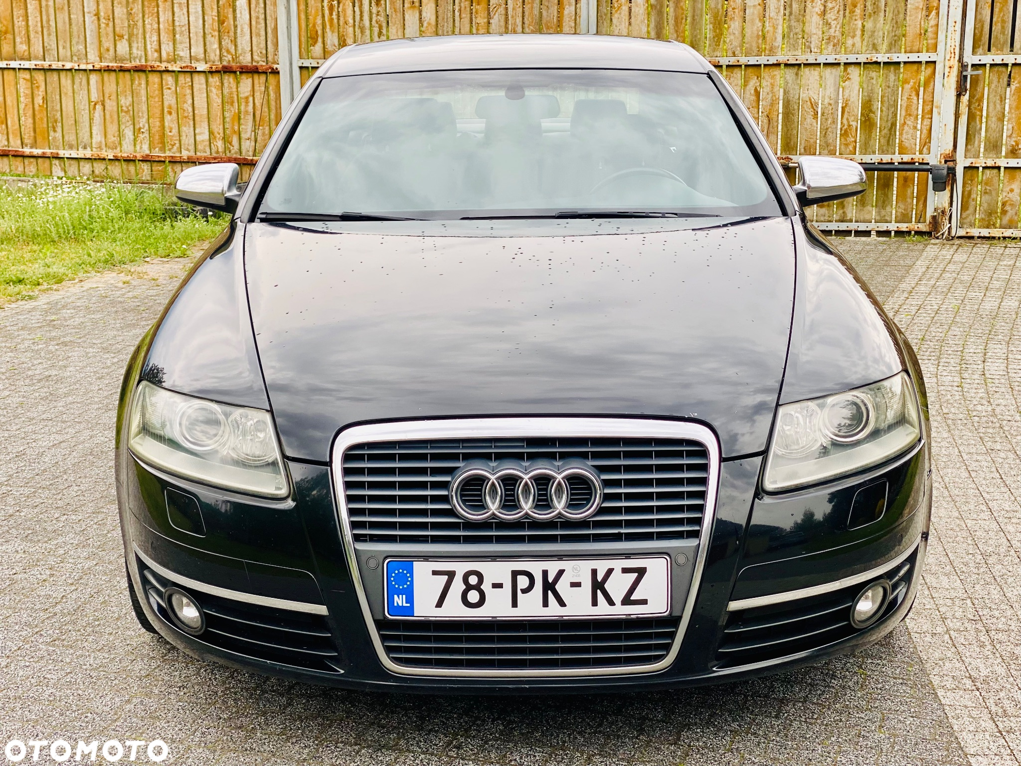 Audi A6 2.4 - 16