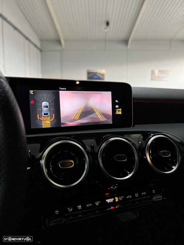 Mercedes-Benz A 180 Limousine d AMG Line Aut. - 24